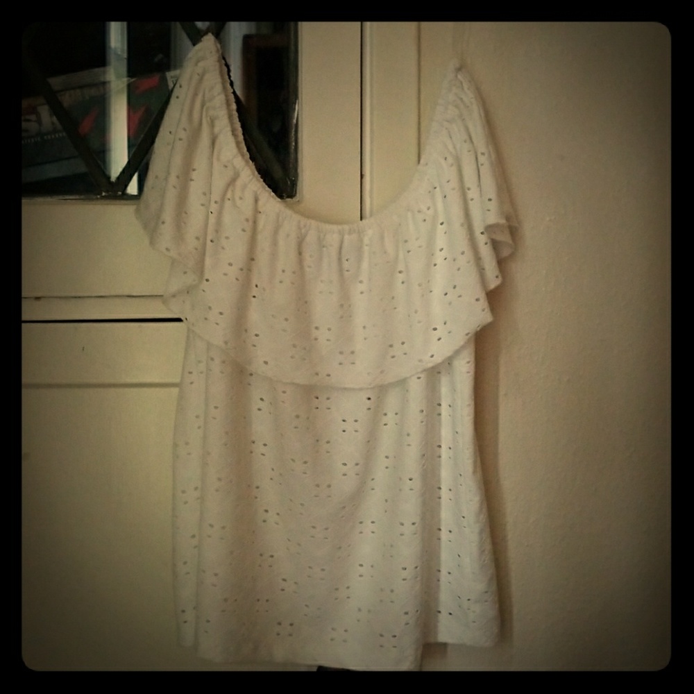Off the shoulder frilly top